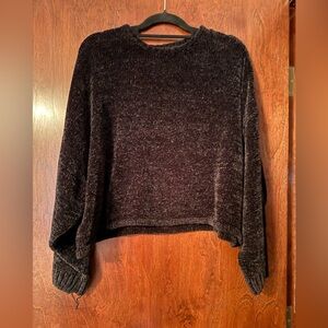 True Craft XL Black Crew Neck Sweater